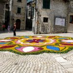 Infiorata per le strade di Cusano Mutri (ph. rata da Incampania.com)