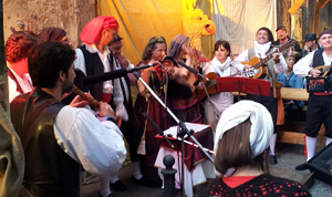 Concerti e spettacoli teatrali al Festival di Napoli "Come il Maggio sui Maccheroni"