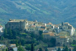 Panorama del borgo di Zungoli, in Irpinia