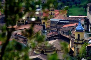 Panorama del centro storico di Piedimonte Matese dal tratturo del Monte Muto