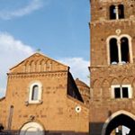 Il duomo e il campanile di Casertavecchia