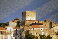 Panorama del borgo medievale di Pietramelara, in provincia di Caserta