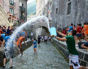 Le secchiate della Chiena a Campagna