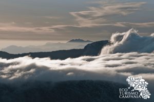 Le cime dei Monti Lattari dalla vetta del Raiamagra (ph Gianfranco Adduci)