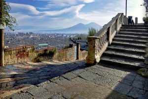 La pedamentina di San Martino a Napoli (foto di Vittorio Pandolfi)