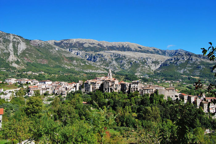 Panorama di Cusano Mutri (photo by vacanzenelsannio)