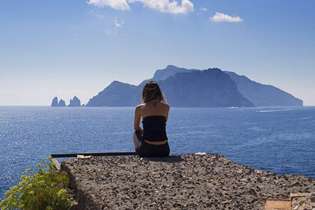 Panorama di Capri da Punta Campanella (foto di Cartotrekking)
