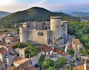 Castello e borgo medievale di Riardo