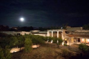 Gli scavi archeologici di Oplontis di notte
