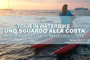 in water bike lungo la costa flegrea